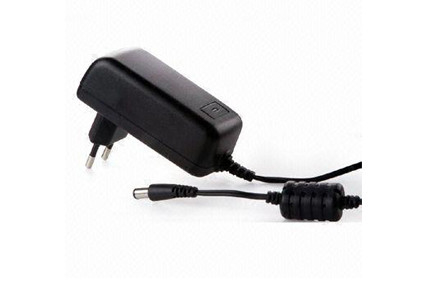 Χαμηλό κόστος Οικουμενική AC / DC Power Adapter