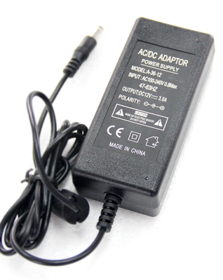 Μαύρο 60W 60Hz εναλλασσόμενο ρεύμα στον προσαρμοστή δύναμης 12 βολτ 12 βολτ IP54 με τη σταθερή μετατροπή