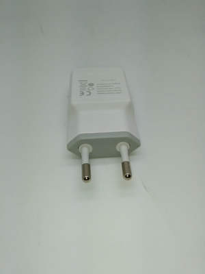 AC100 - 240V φορητό καθολικό Usb βούλωμα Συμβούλιο Πολιτιστικής Συνεργασίας Efficency φορτιστών υψηλό