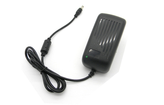 110V προσαρμοστής 12V 3A UL δύναμης Wallmount AC/DC αμερικανικών βουλωμάτων εισαγωγής εναλλασσόμενου ρεύματος επικυρωμένος