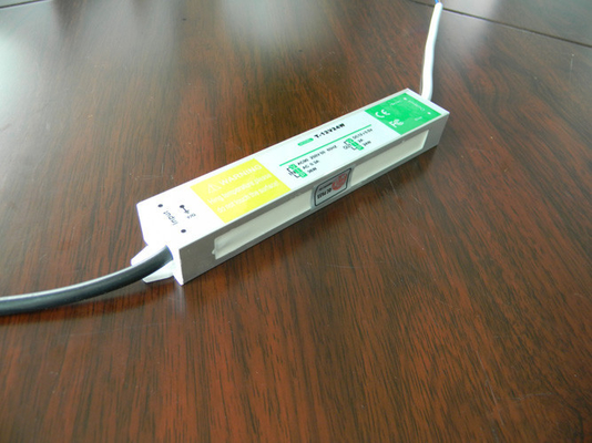 Ο αδιάβροχος οδηγός IP67 36W LVD των οδηγήσεων DC12V 3A πιστοποίησε για το φως των οδηγήσεων