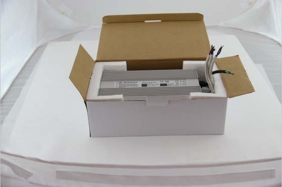 24V οδηγός 200W 8300mA, ελαφρύς οδηγός των ΣΥΝΕΧΩΝ ακριβών αδιάβροχων οδηγήσεων των οδηγήσεων EPA3050B EMC